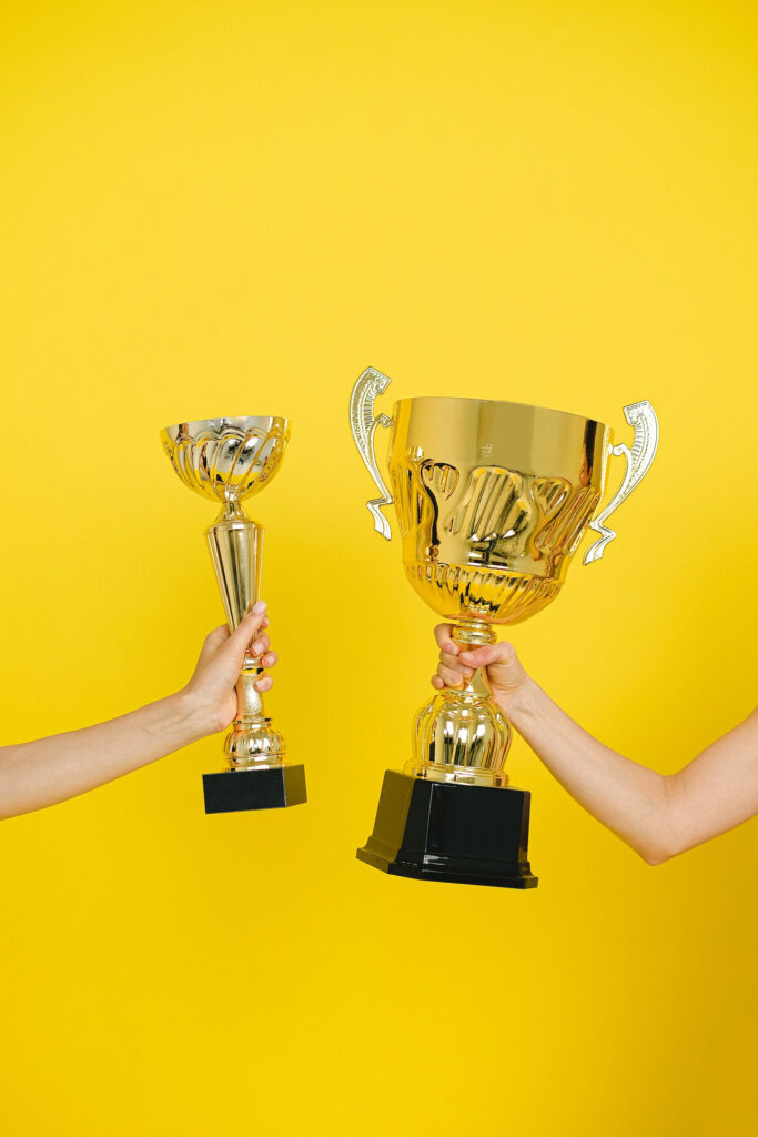 Coupes et trophées pour tournois clubs Origine Sport